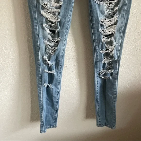 American Eagle Jeggings Super Stretch High Rise Skinny Light Wash Distressed - Picture 2 of 11